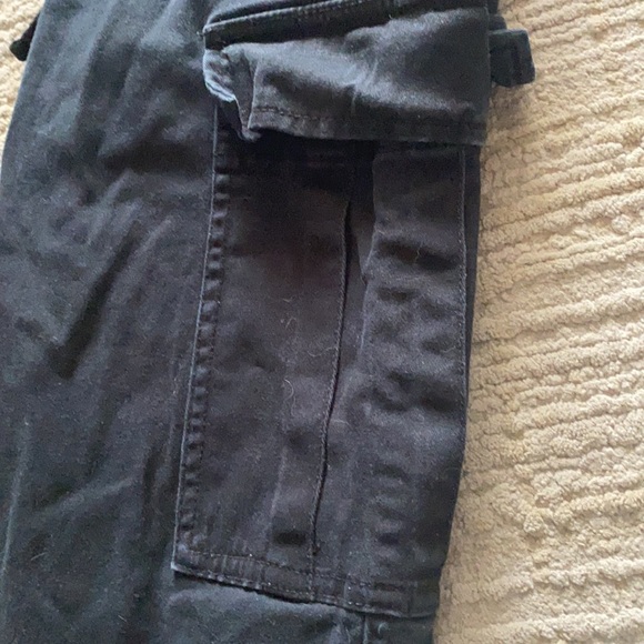 X-small Black cargo pants - Picture 2 of 2